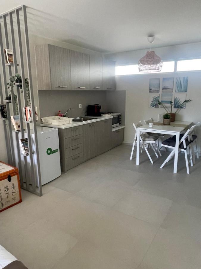Sophia'S Apartment Saronida Экстерьер фото